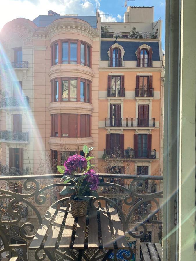 Barcelona Central Apartments Apartment