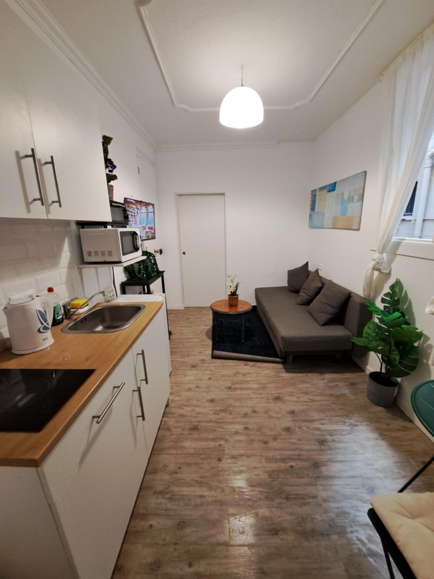 Barcelona Central Apartments Apartment